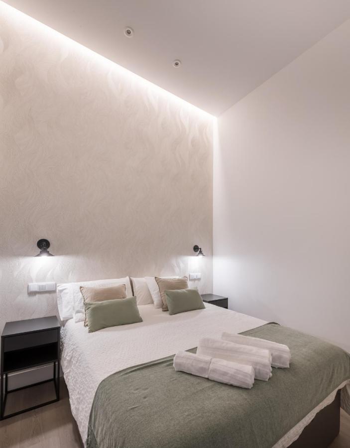 Apartmán Loft Retiro Madrid Exteriér fotografie